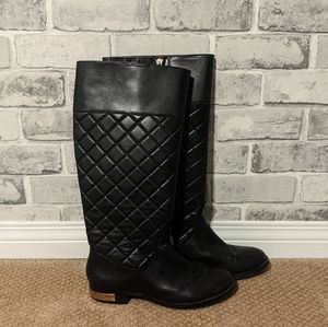 ARTURO CHIANG Boots.